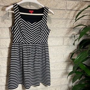 Elle striped dress